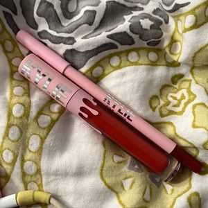 Kylie Lip Kit 22